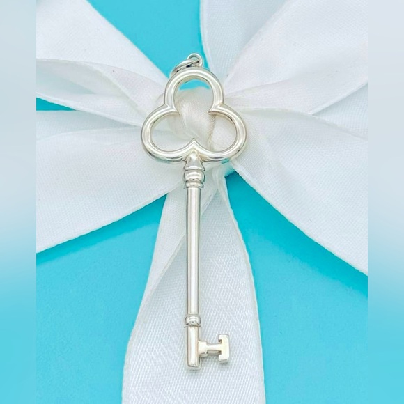 Authentic Tiffany & Co. Retired SS Trefoil Key Charm EUC